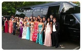 Prom-Party-Bus